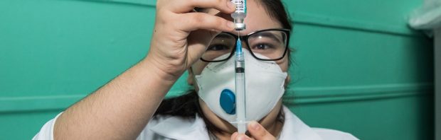 Explosieve onthulling: 25.000 onverklaarbare sterfgevallen sinds uitrol coronavaccin