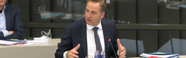 De Jonge: kinderen vanaf 12 jaar vaccineren ‘omdat ze lijden onder de maatregelen’