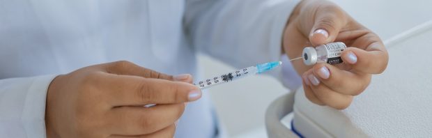 Aantal vaccindoden in Amerika passeert 6000, duizenden gevaccineerden opgenomen in ziekenhuis
