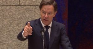 'Het debat van morgen kan maar over 1 onderwerp gaan. Rutte: functie elders' 14 rutte