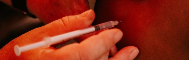 Enorme coronapiek in Gibraltar & IJsland ondanks dat ruim 90% van de bevolking is gevaccineerd
