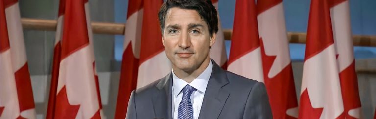 Flinke kritiek op ‘ijzingwekkende’ speech premier Trudeau: ‘In Canada is de nieuwe Hitler opgestaan’
