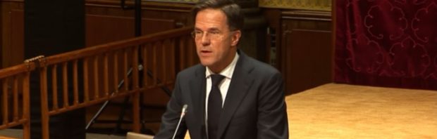 Rutte sluit vaccinatieplicht niet uit: ‘Ongelooflijk. Onacceptabel’