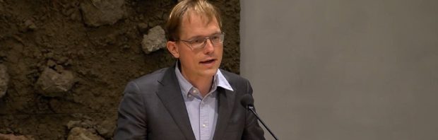 Kamerlid Van Houwelingen haalt hard uit naar IC-baas Gommers: ‘Wat een totaalidioot’
