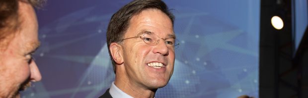 Premier Rutte onthult: ik heb World Economic Forum-tas al 6 jaar in mijn bezit