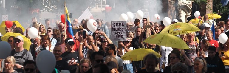 Zondag in Amsterdam: de grootste mars van de menselijke verbinding, 80 groeperingen – ‘Nu is het genoeg!’