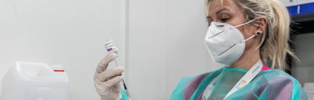Viraal filmpje: verpleegster vraagt waarom vaccins nodig zijn als ze niet werken