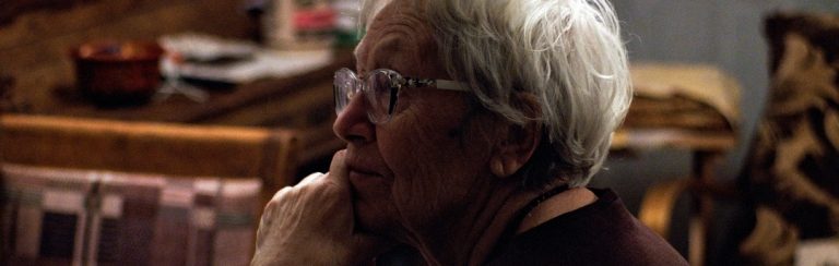 Corona-uitbraken in zorgcentra onder gevaccineerde bewoners: ‘Het is een raadsel hoe het mis kon gaan’