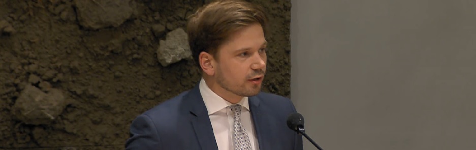 Kijk: Gideon van Meijeren somt in 1,5 minuut de coronaleugens van Rutte & De Jonge op