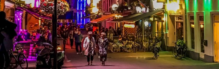 Ondertussen in Eindhoven: ‘Het lijkt net of je in een heropvoedingskamp terecht bent gekomen’