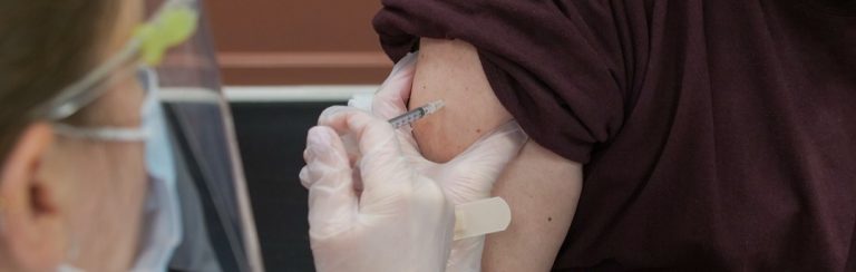 Bayer-bestuurder: ‘De mRNA-vaccins zijn een voorbeeld van cellulaire gentherapie’