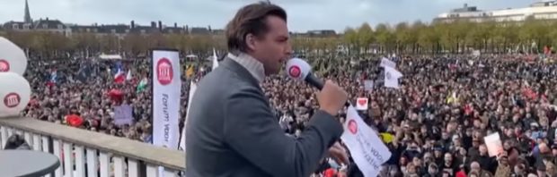 Baudet haalt uit naar ‘leugenaars op het Binnenhof’ tijdens coronaprotest: ‘Dit laten wij niet gebeuren!’