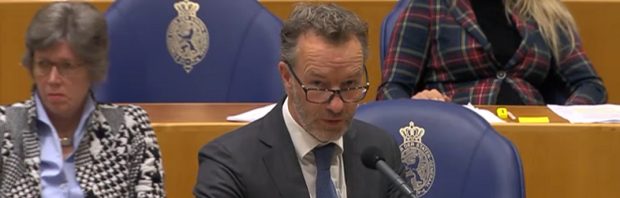 Van Haga doet aangifte tegen Staat wegens coronadiscriminatie, petitie 250.000 keer (!) getekend