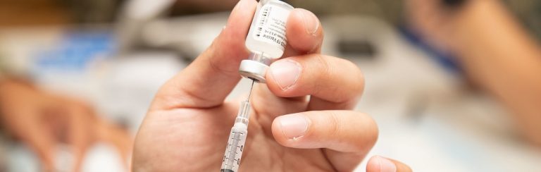 CCU-verpleegkundige Frank: ‘We hebben een zogenaamd vaccin waarvan ik niets dan ellende heb gezien op mijn werk’