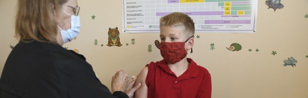 EMA-Zahlen zeigen: 67 Kinder sind bereits durch den experimentellen Impfstoff gestorben