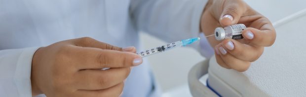 Motie tegen vaccinatieplicht verworpen door Kamer: ‘Belangrijk dat we massaal in verzet komen’