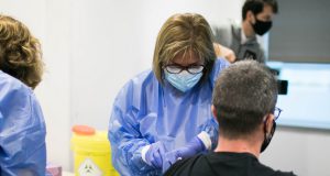 'Oversterfte het hoogst in provincies met de hoogste vaccinatiegraad' 14 oversterfte