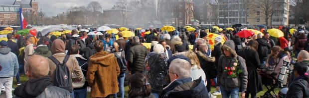 2 januari: FVD-bijeenkomst & koffiedrinken op Museumplein – ‘Ik denk dat er nog veel meer zijn dan vorig jaar’