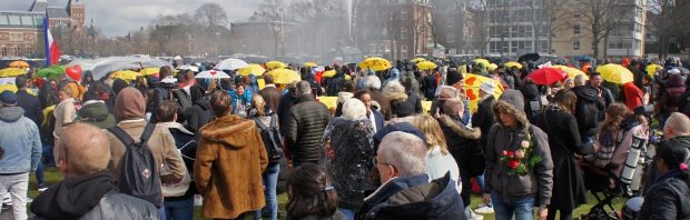 2 januari: FVD-bijeenkomst & koffiedrinken op Museumplein – ‘Ik denk dat er nog veel meer zijn dan vorig jaar’