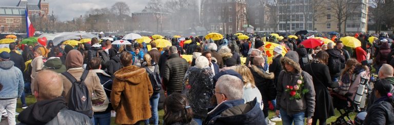 2 januari: FVD-bijeenkomst & koffiedrinken op Museumplein – ‘Ik denk dat er nog veel meer zijn dan vorig jaar’