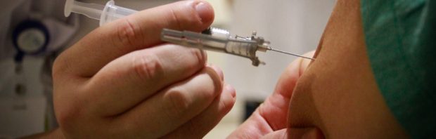 Neuroloog waarschuwt: kans op hartspierontsteking na tweede injectie 4 keer zo groot