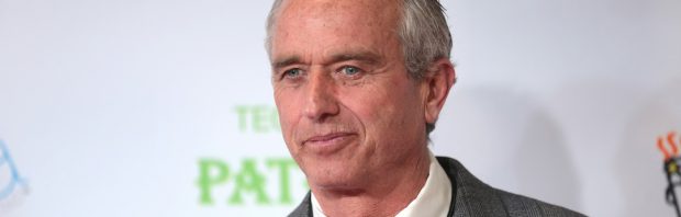 Robert F. Kennedy Jr. legt in 1 minuut uit waarom ze zo’n haast hebben om kinderen te vaccineren