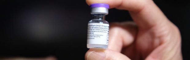 Coördinator vaccinatiecentrum: ‘Booster is geen medisch vaccin, maar vakantievaccin’