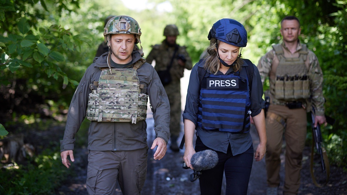 Hoe de westerse media al jaren zwijgen over de oorlog in Donbass en neonazisme in Oekraïne