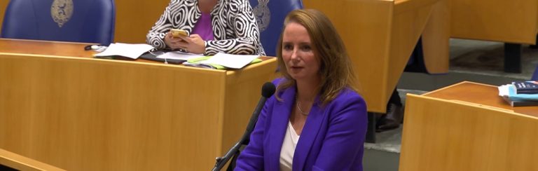 Fleur Agema: stop coronapas, mondkapje en anderhalvemeterterreur nu!