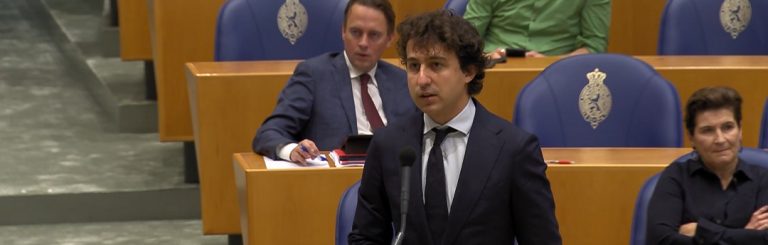 Arts zegt lidmaatschap GroenLinks op omdat partij zich niet uitspreekt tegen ‘schadelijke coronapas’