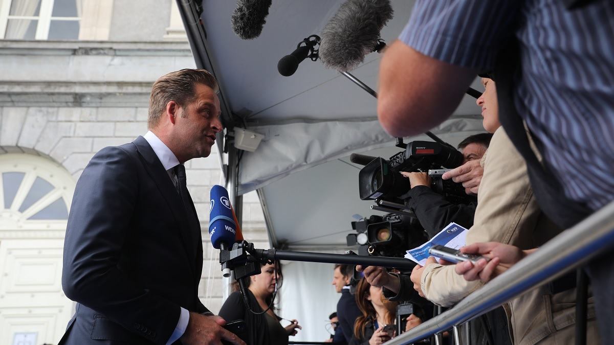 Wob-onthullingen: coronaminister De Jonge sloeg advies RIVM in de wind, wat bezielde hem?