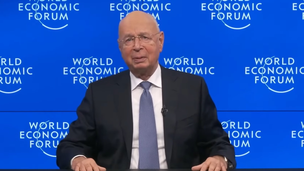 World Economic Forum van Schwab bevriest ‘alle banden’ met Rusland & Poetin