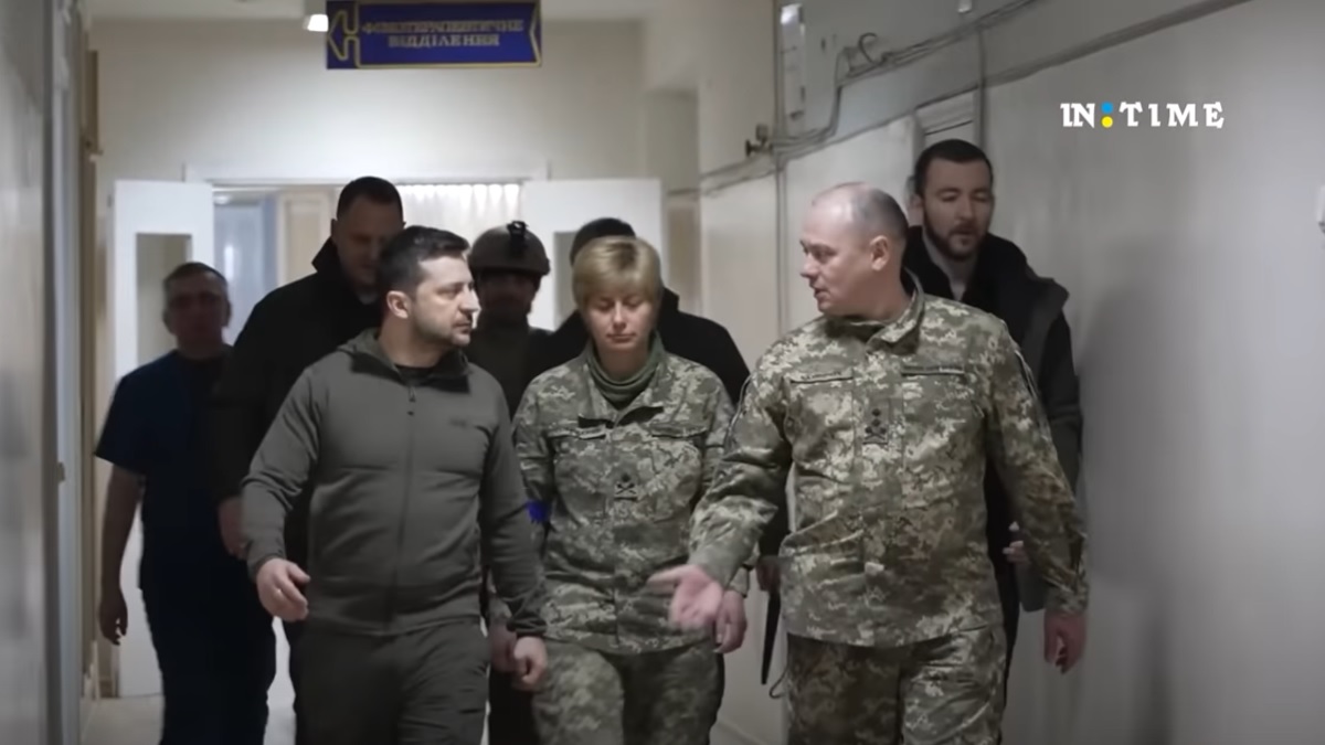 Nieuwsuur toont video van Zelenski die volgens Oekraïens parlementslid nep is