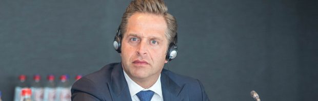 ‘Zit ik dan de rest van mijn leven in de beveiliging?’ Volgens Hugo de Jonge is het tijd voor vergeving