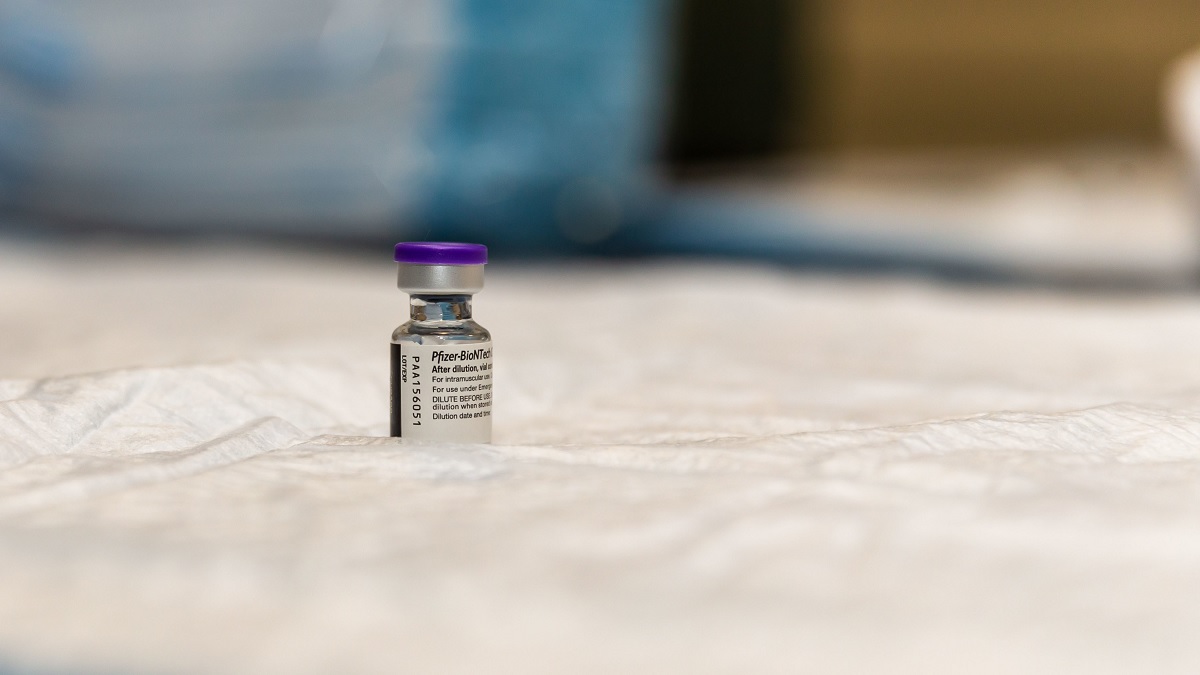Arts: dit is waarom sommige partijen coronavaccins 5000% dodelijker zijn dan andere