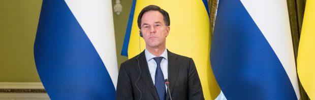 ‘Laat je niet afleiden door sms’jes van Rutte, dít is het nieuws’