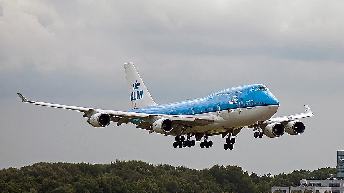 ‘Vaccinatieplicht KLM betekent veiligheidsrisico voor zowel vliegend personeel als passagiers’