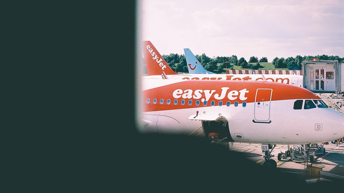 EasyJet-toestel moet noodlanding maken nadat piloot onwel wordt