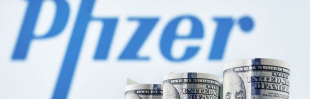 Dit verzin je niet: ‘Anti-corruptiekampioen’ van World Economic Forum is directeur bij Pfizer en Reuters