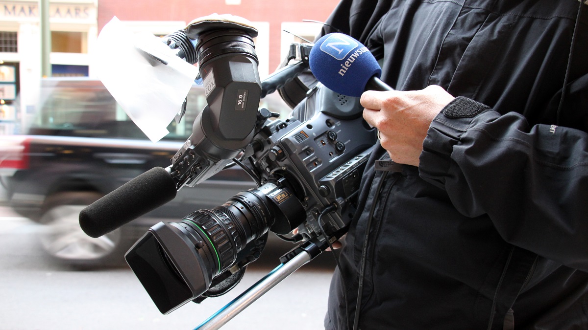 Buitenlandse journalisten slaan terug na kritisch item: ‘Nieuwsuur likt de hielen van Klaus Schwab’