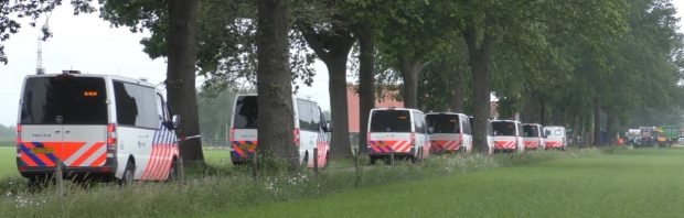 Regeringspartijen weigeren debat over politiegeweld tegen boeren: ‘Echt te gek voor woorden’