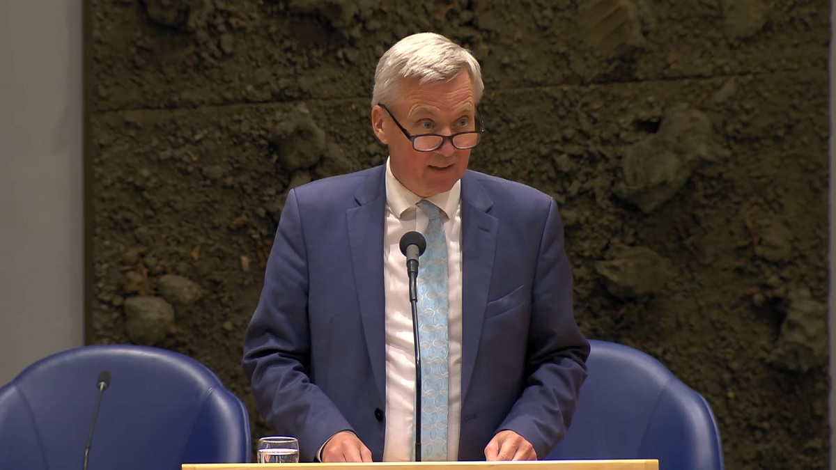 Kabinet omzeilt parlement bij ingrijpende noodwet: ‘Onterechte greep naar machtsmiddel’
