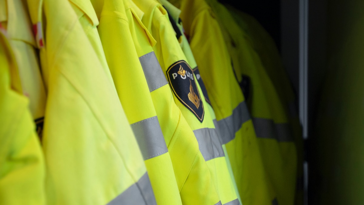 ‘Mijn politiehart bloedt en doet vreselijk pijn, ik was blind voor de verborgen agenda van onze leiders’