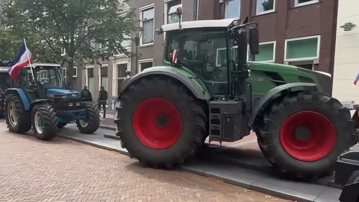 Boze boeren stellen ultimatum: ‘Woensdag een gesprek hier en anders explodeert het’