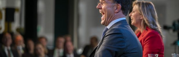 Rutte is de langstzittende premier ooit, maar niemand wil hem nog: ‘De sloper van Nederland’