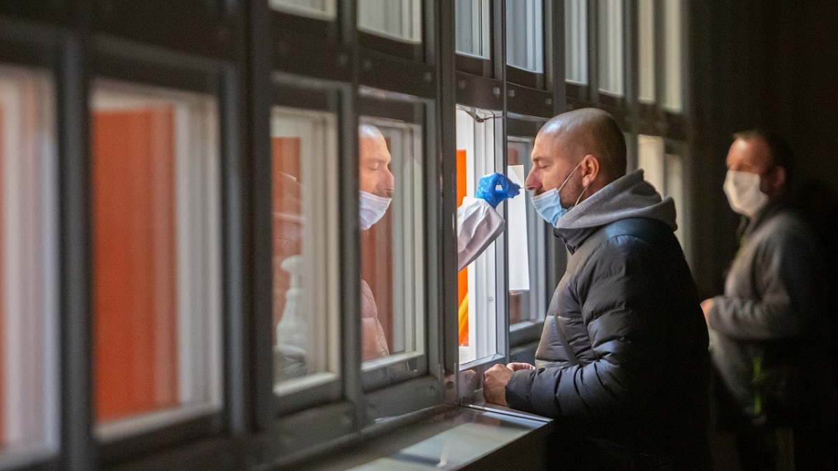 Omstreden bepaling stiekem opgenomen in ontwerp nieuwe coronawet: ‘Ons staat een hoop ellende te wachten’