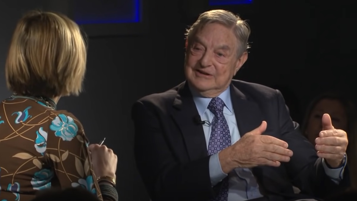 Hoe miljardair George Soros al decennia chaos creëert