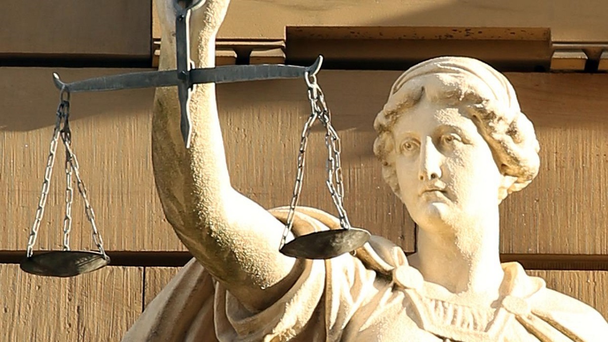 Huisarts die weigerde coronavaccins toe te dienen berispt door tuchtrechter: ‘Men is geconditioneerd’