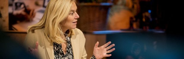 Roep om aftreden financiënminister Kaag zwelt aan: ‘Ronduit misdadig’