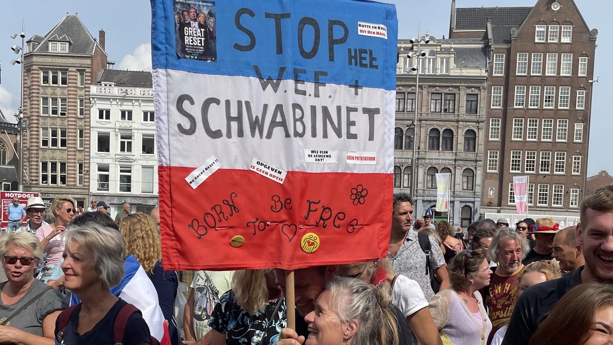 Pepijn van Houwelingen spreekt volgepakte Dam toe: ‘Er is maar 1 manier waarop we dit kunnen oplossen’